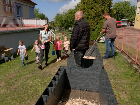 Vyvýšené záhony do mateřské školy Flexi Element
